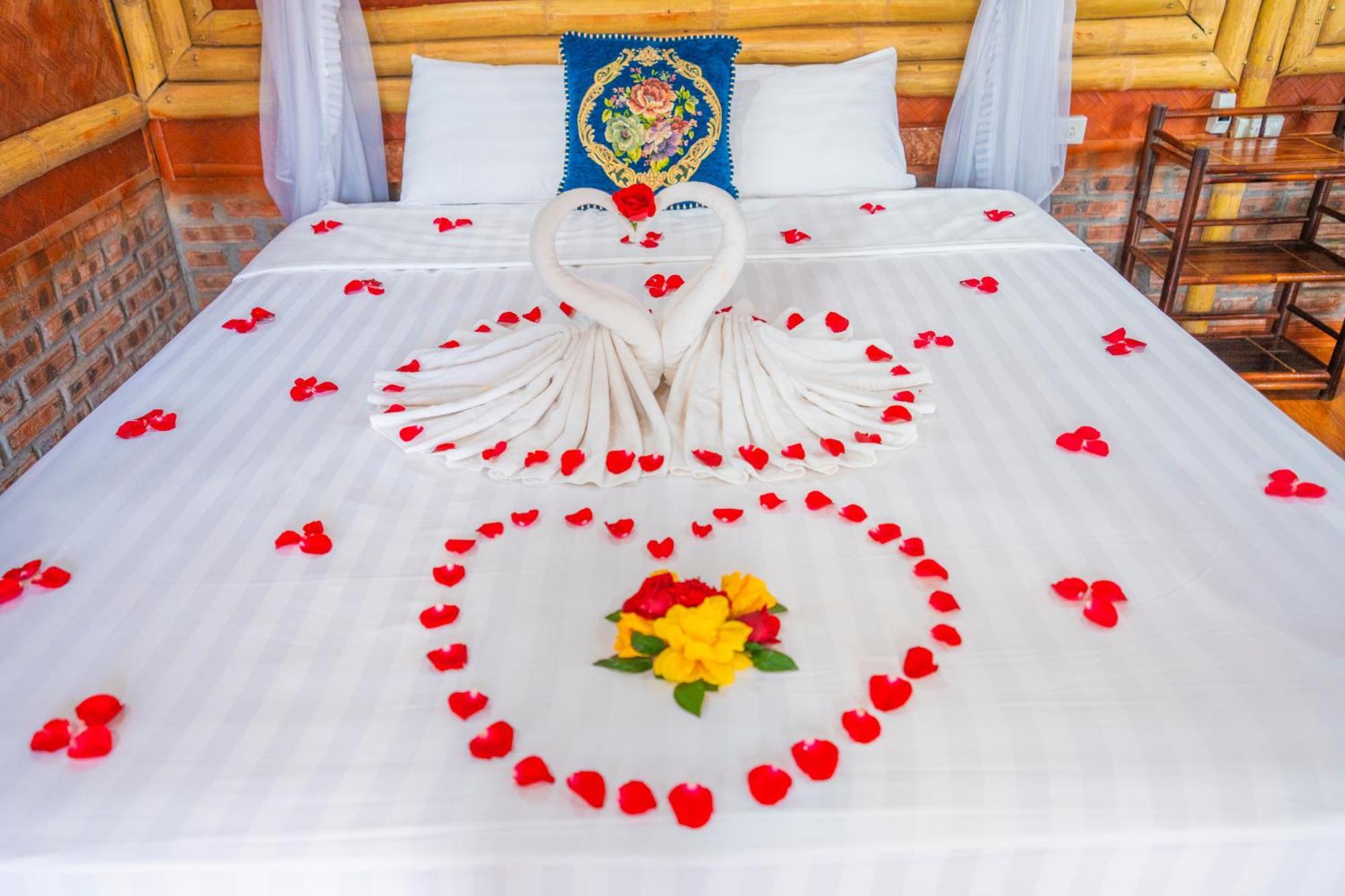 Lotus Field Homestay Ninh Binh Buitenkant foto